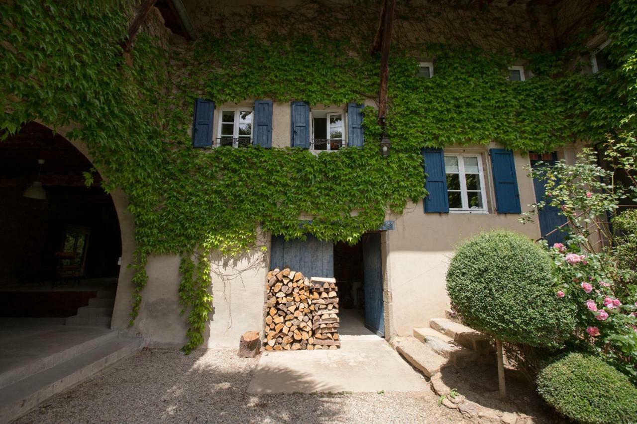 Le Clos Du Perret Chaussan Экстерьер фото